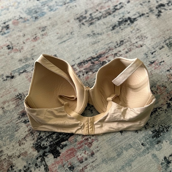 Cacique nude bra 40D - Picture 5 of 5